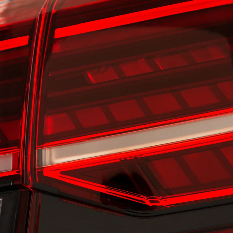 AutoStyle, LED-bakljus, passar Volkswagen Golf VII 2012-2017 & Facelift (7,5) 2017- exkl. Variant - Röd/Smoke - inkl. Dyna...
