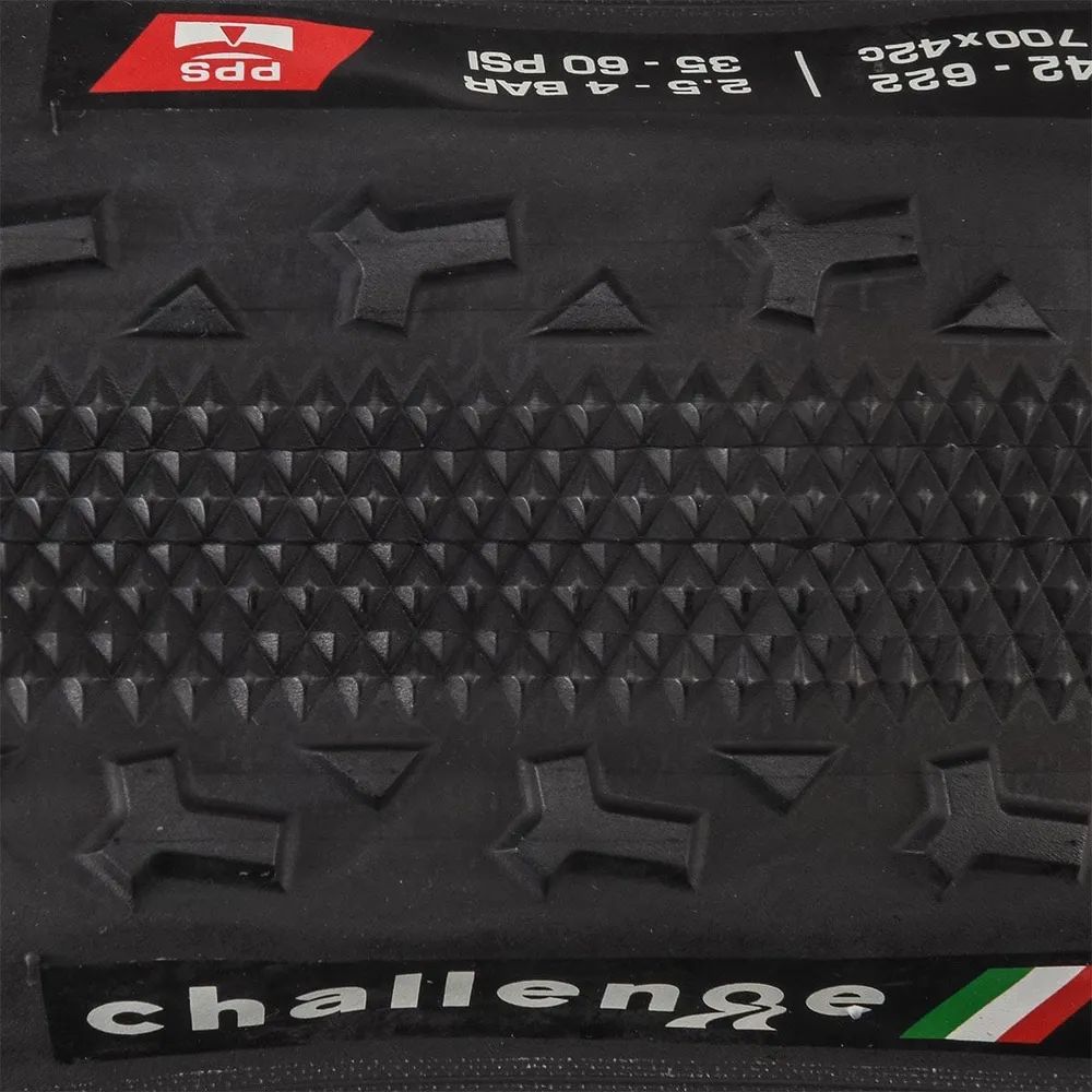 CHALLENGE GRAVEL GRINDER 700x42c TubTyp Svart däck