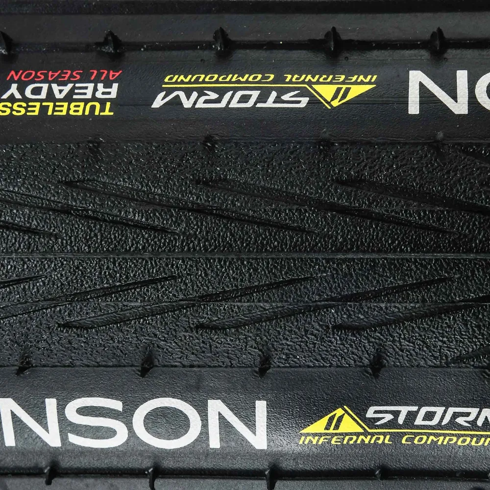 HUTCHINSON FUSION 5 ALL SEASON ElevenStorm 700c Tubeless Ready Black däck