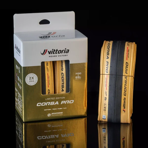 Par VITTORIA CORSA PRO 700c Tubeless Ready-däck - Limited Edition Gold