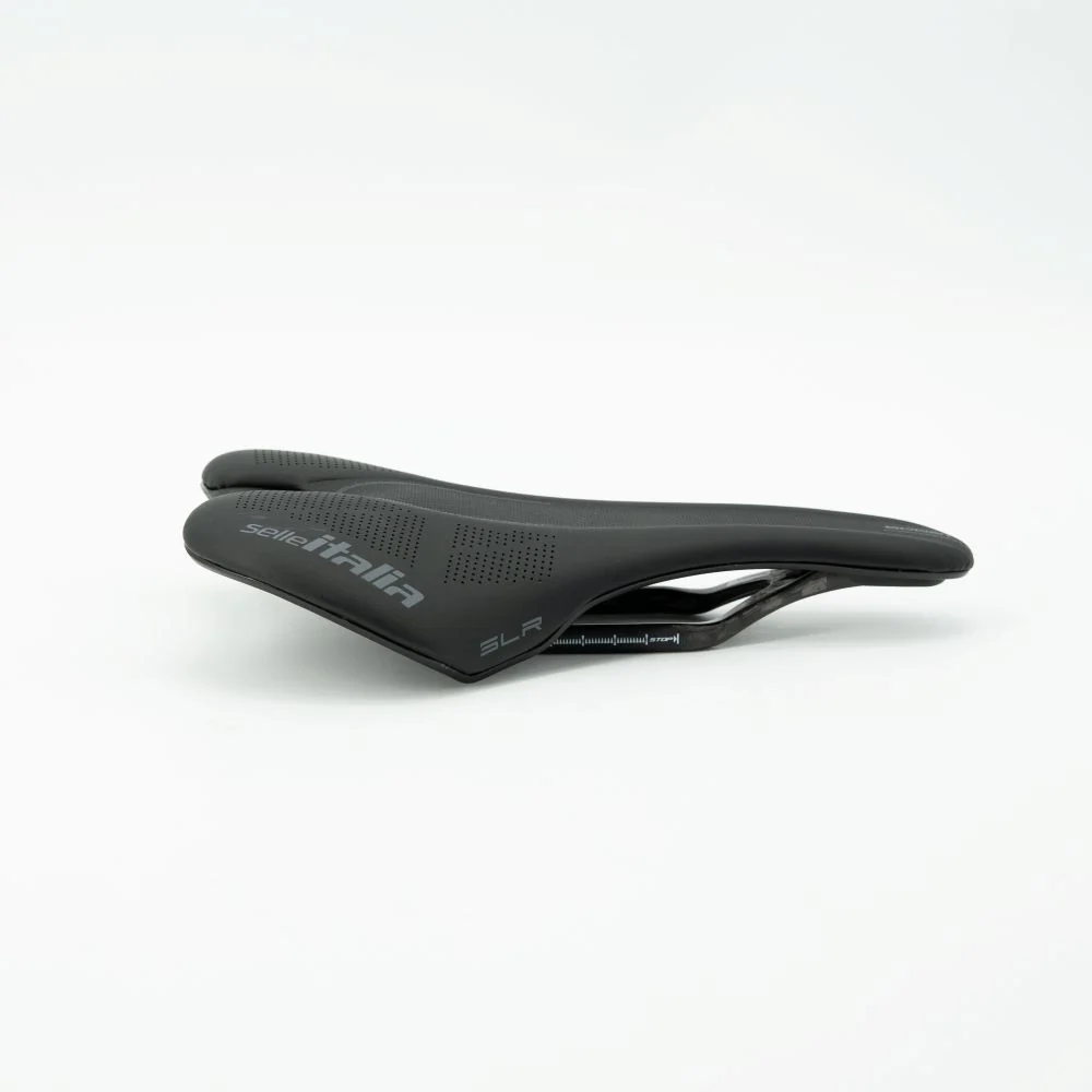 Sadel SELLE ITALIA SLR BOOST L1 Carbon skenor Svart Stealth