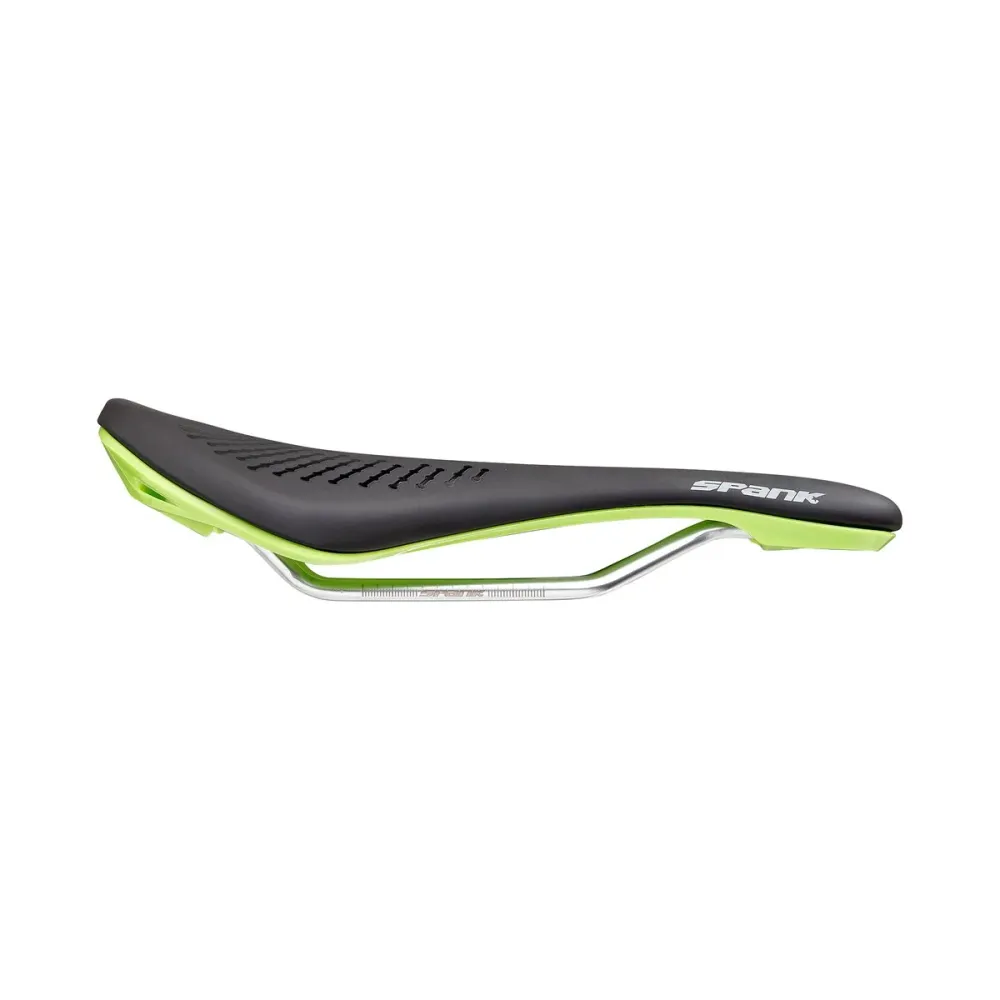 SPANK OOZY 220 144 mm sadel CrN/Ti skenor Grön