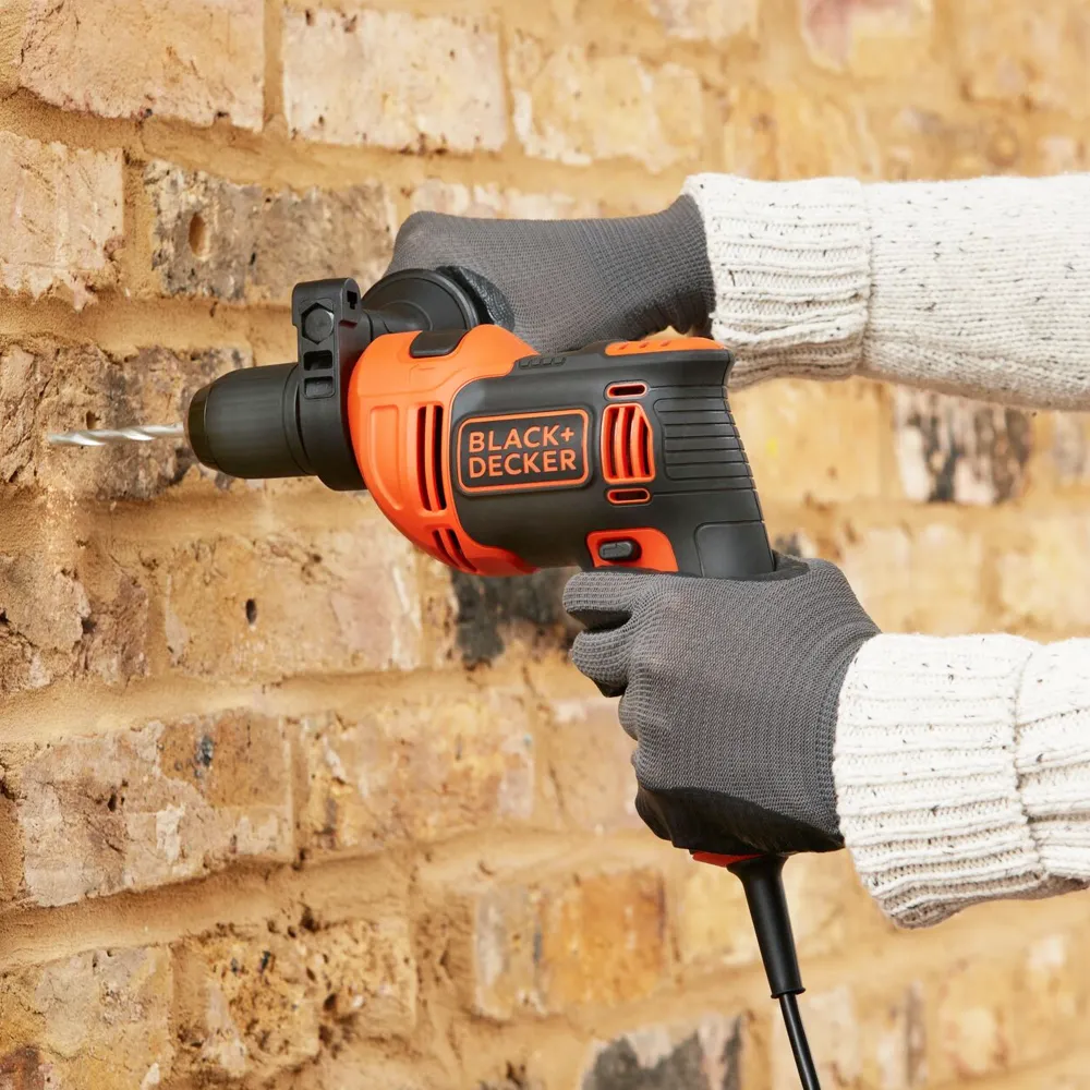Black+Decker BEH710K-QS 710W slagborrmaskin