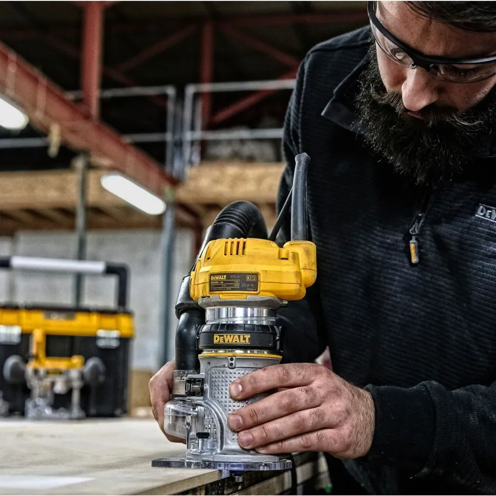 Dewalt D26204K-QS 900W 8mm elektrisk fräs
