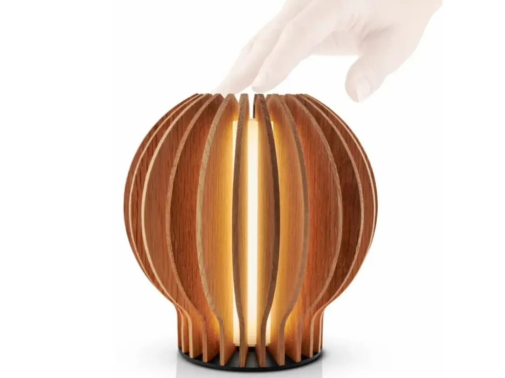 Eva Solo Bordslampa RADIANT 15 cm, LED, ljusbrun, trä