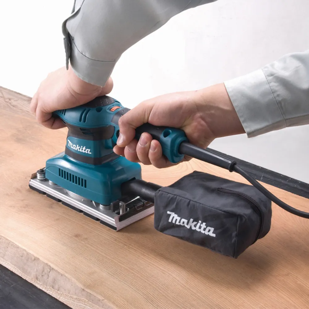 Makita BO3711 190W slipmaskin
