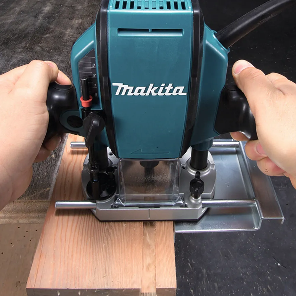 Makita RP0900J 900W Vertikal Fräsmaskin