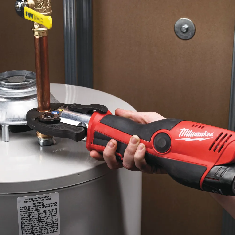 Milwaukee M12 HPT-202C 12V 2Ah pressmaskin