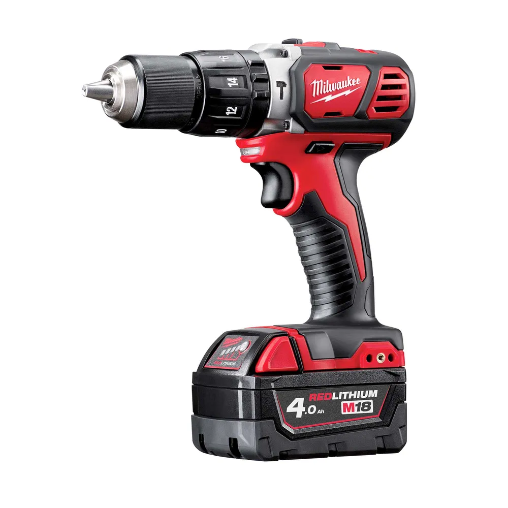 Milwaukee M18 BPD-403C 18V 4Ah slagborrmaskin