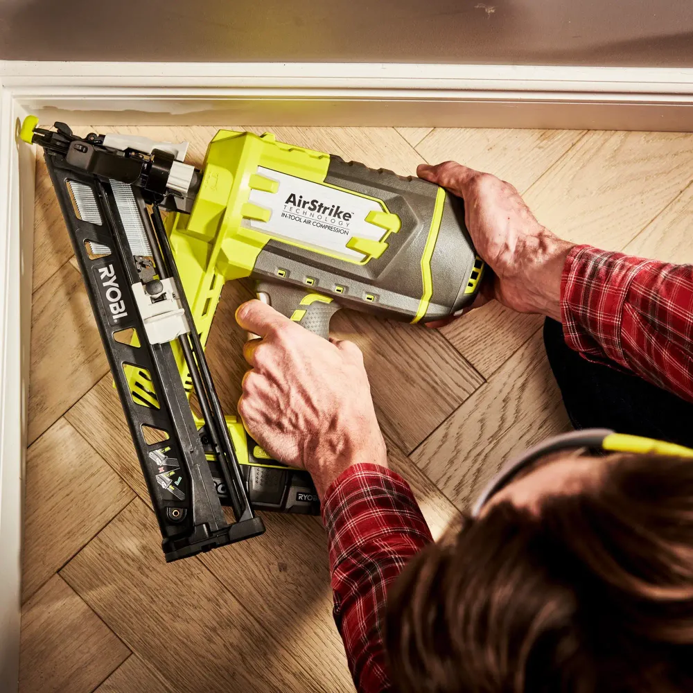 Ryobi R15GN18-0 18V Spikpistol