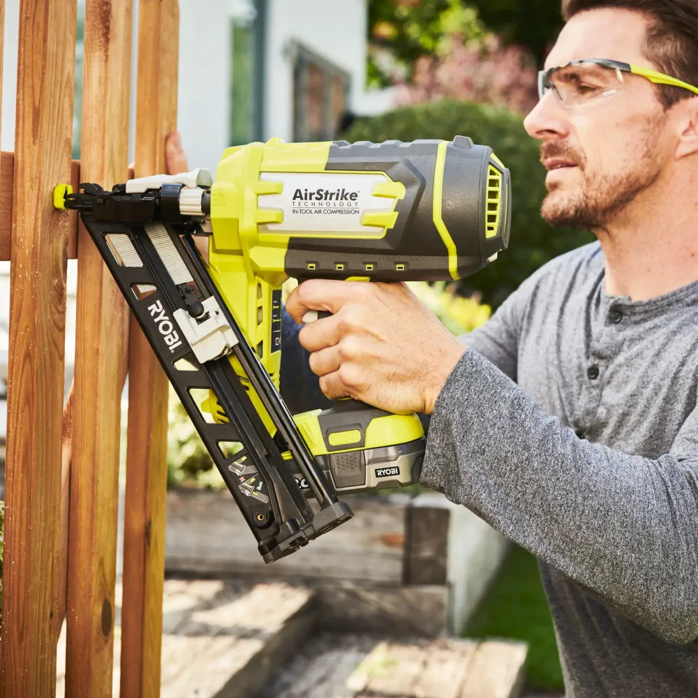 Ryobi R15GN18-0 18V Spikpistol