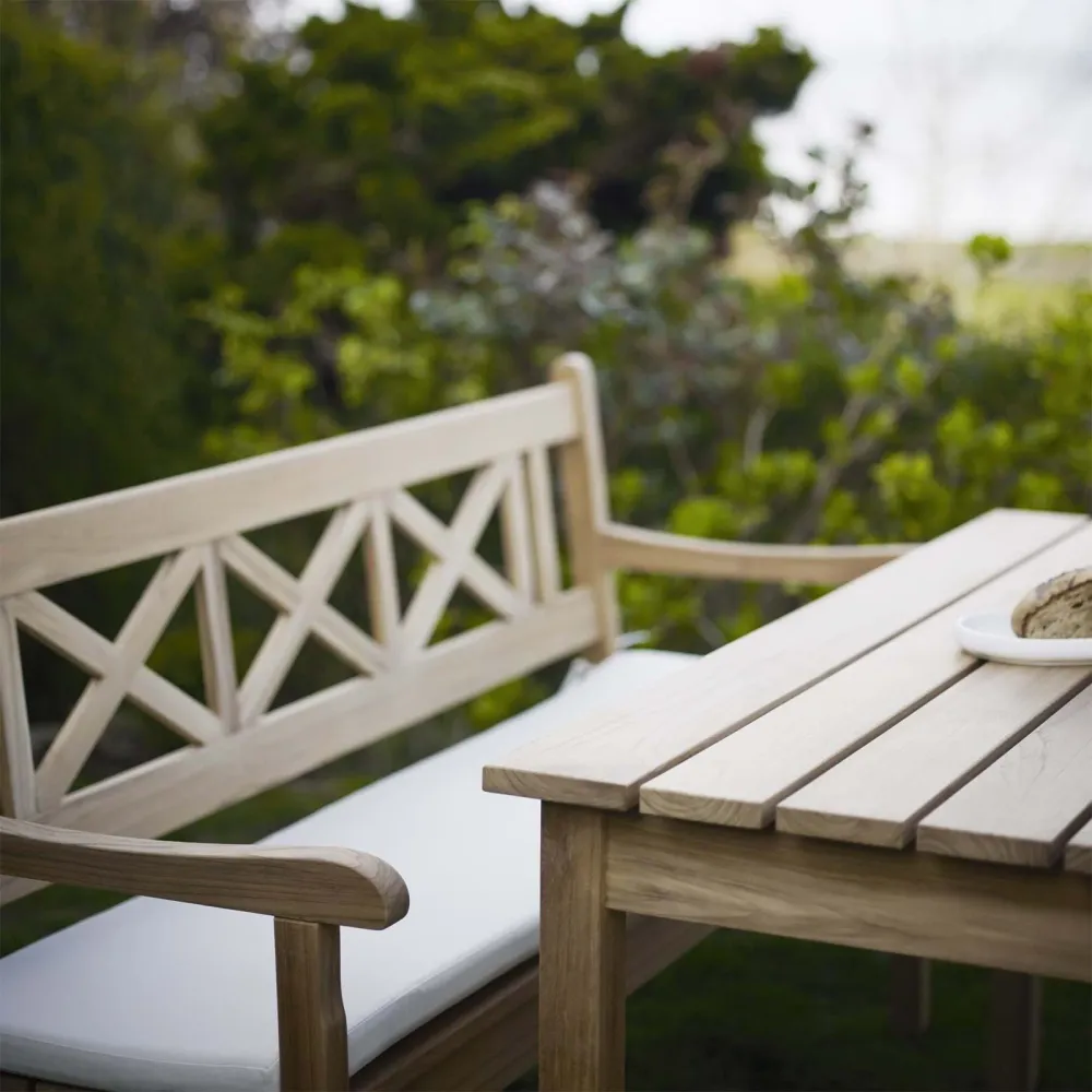 Skagen Bench
