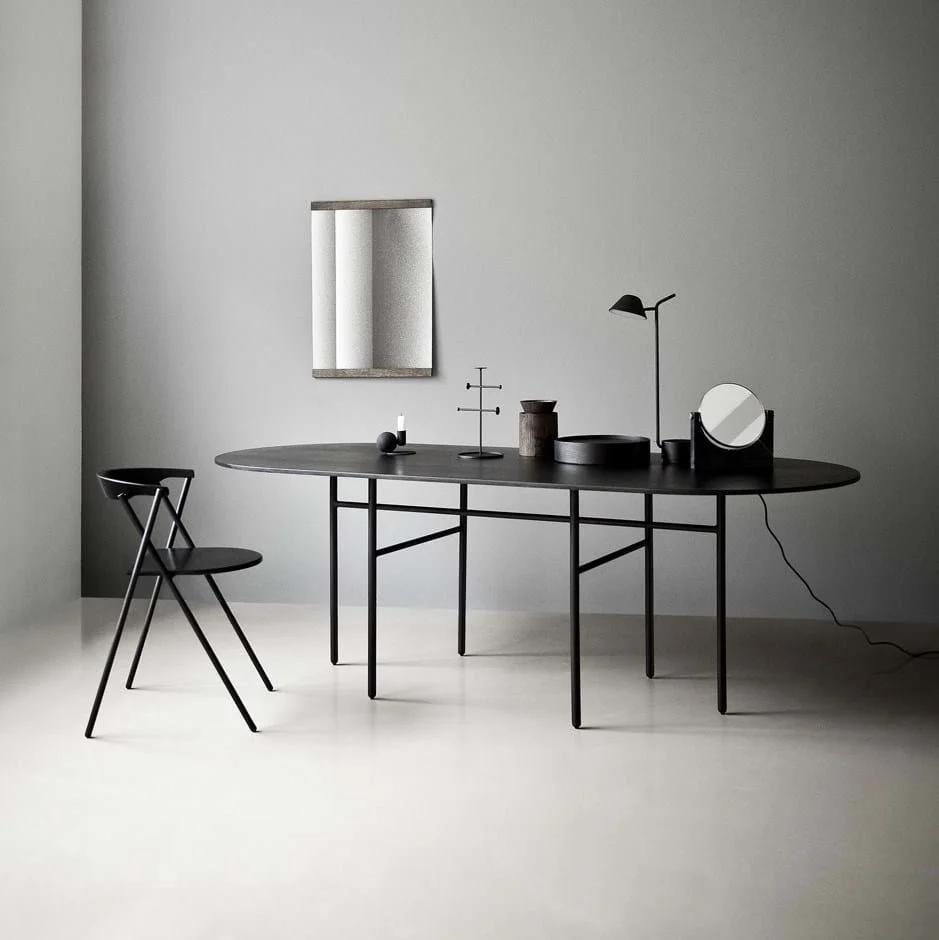 Snaregarde Dining Table Oval