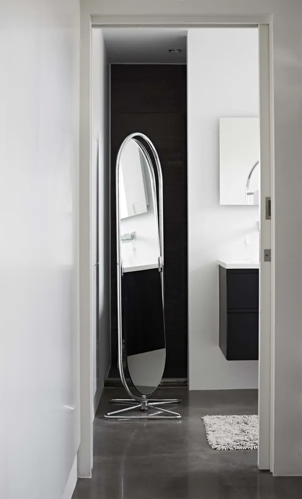 System 123 Mirror